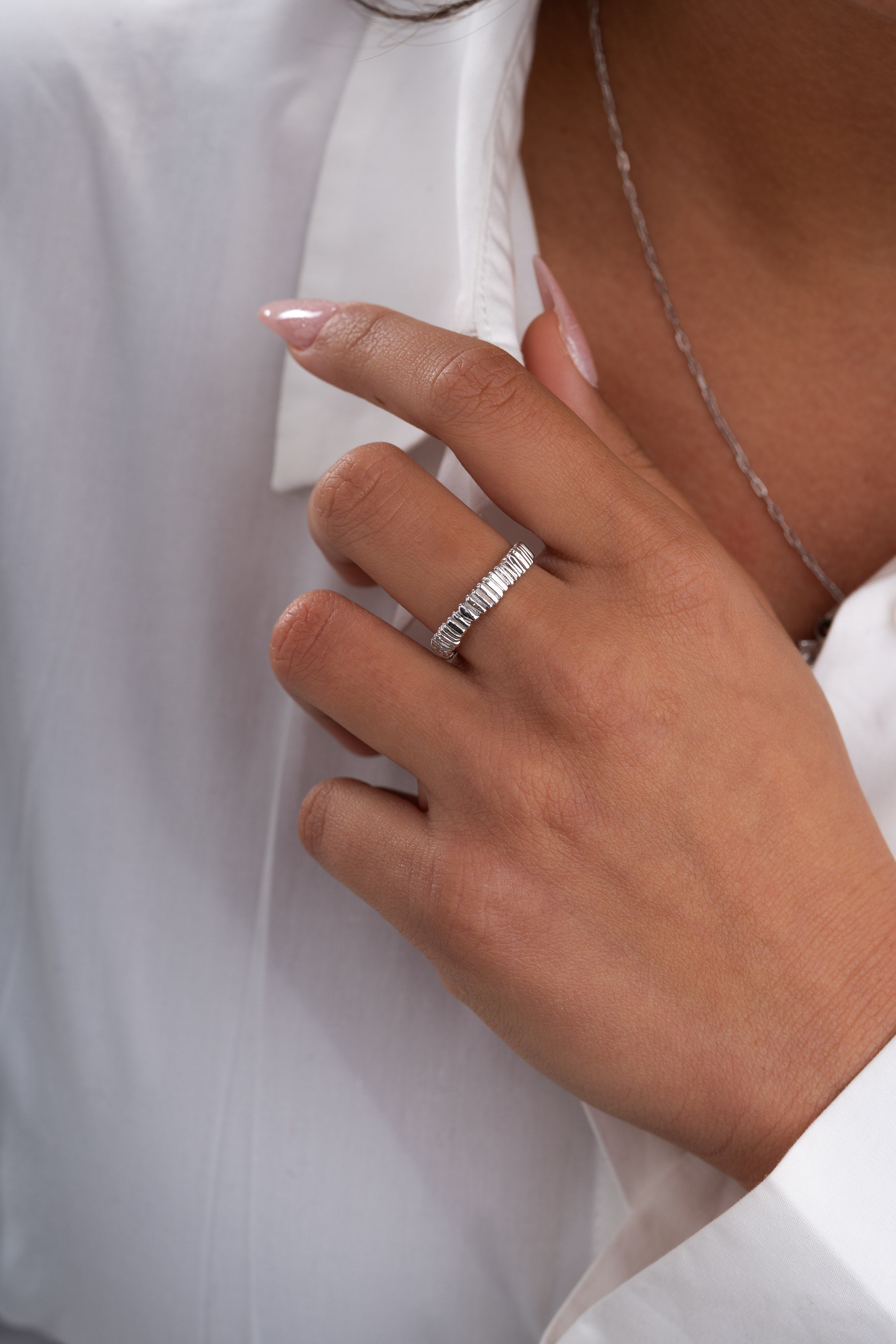 Linear earth ring
